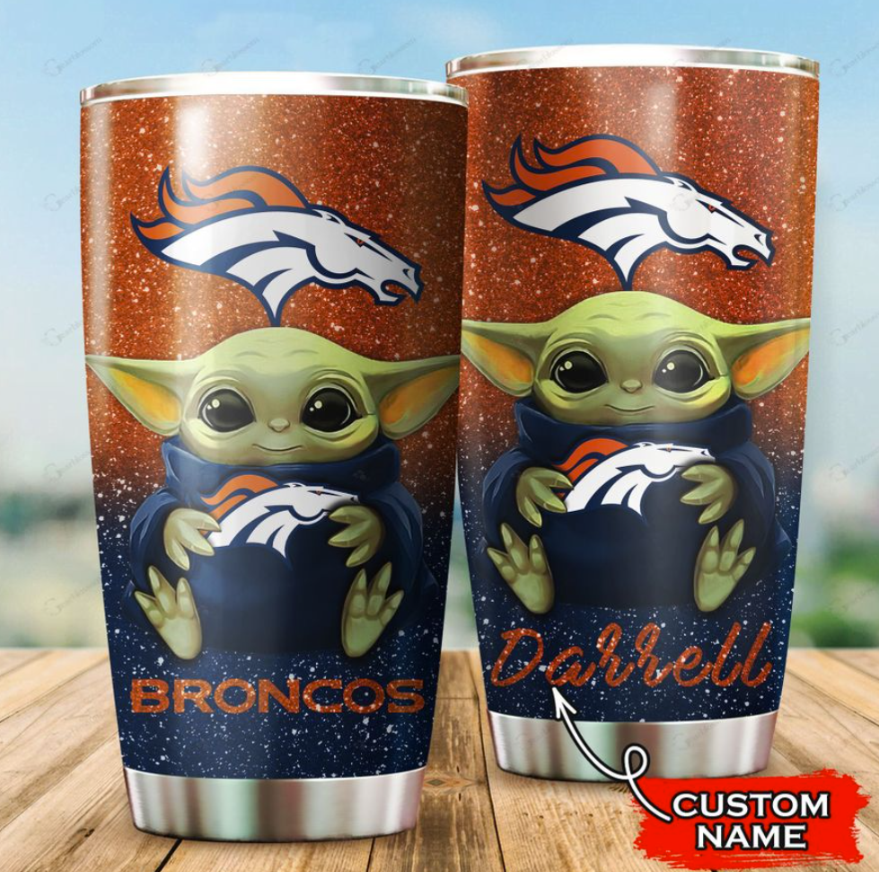 Personalized Baby Yoda hug Denver Broncos tumbler – dnstyles