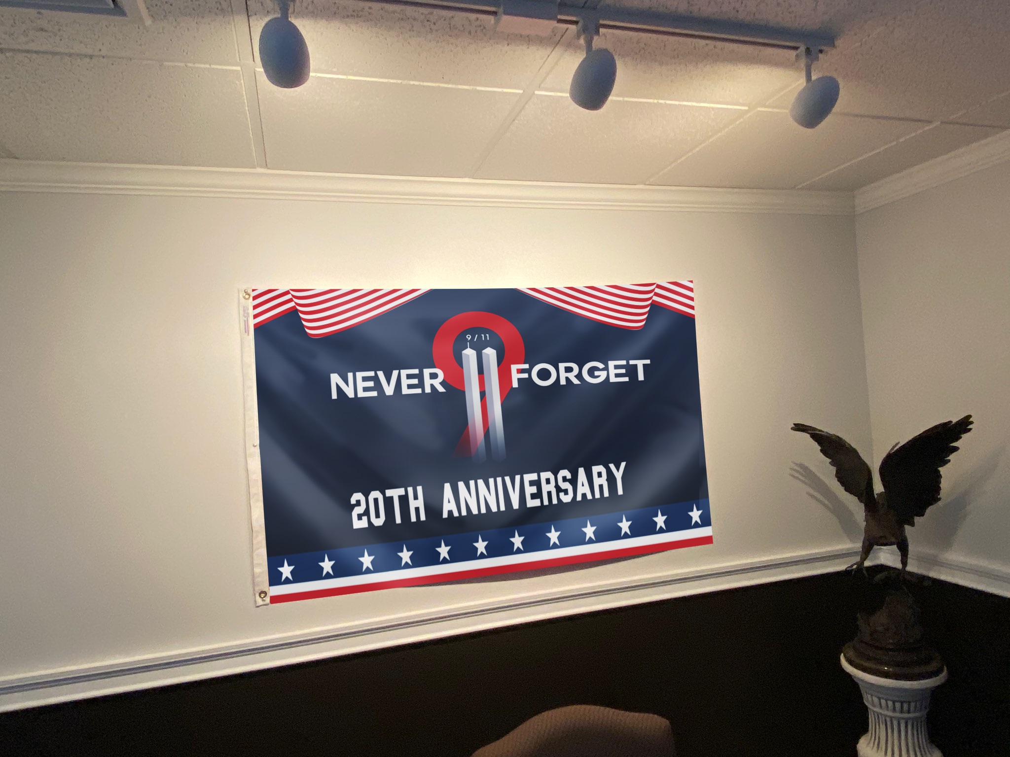 Never Forget 9.11 Two Towers - 20th Anniversary Flag - Picture 2