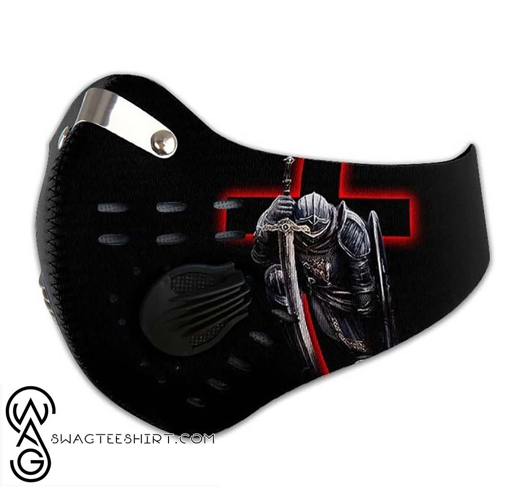 Knights templar i bow to lord filter carbon face mask – maria