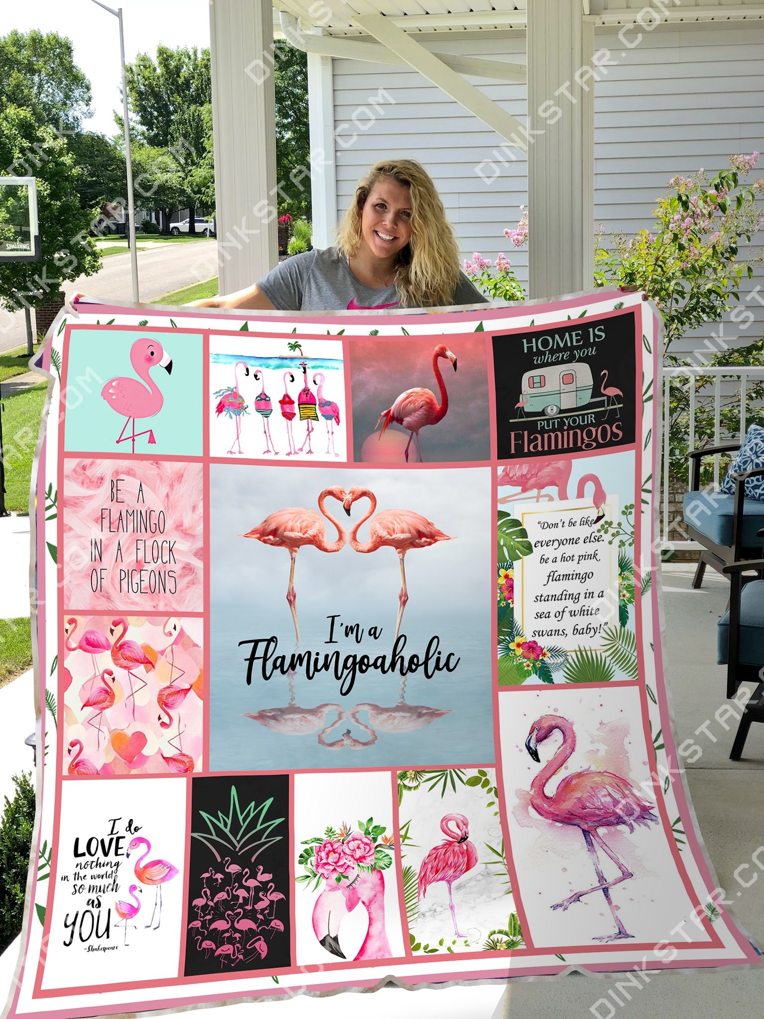I’m a flamingo blanket – maria