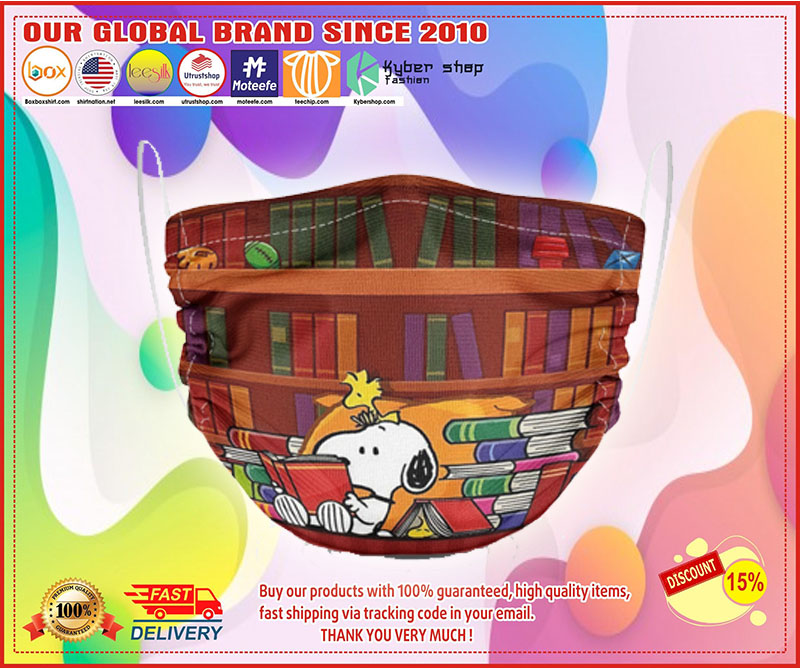 Snoopy reading book mask