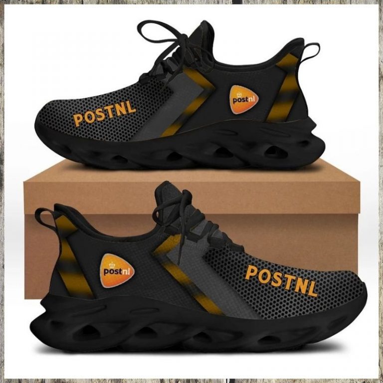 PostNL logo clunky max soul shoes 2