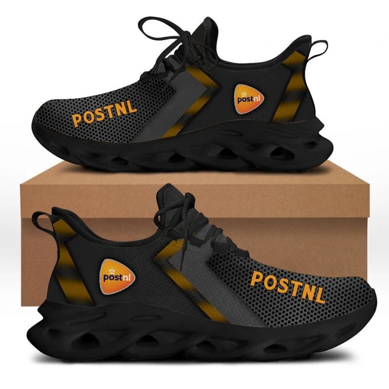 PostNL logo clunky max soul shoes