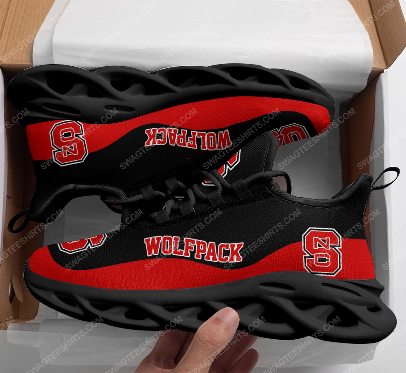 The nc state wolfpack football team max soul shoes 3