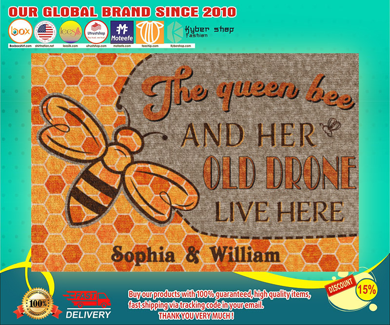 The queen bee and her old drone live here doormat 4