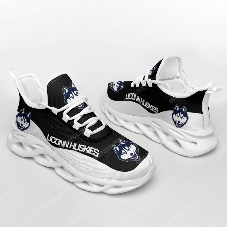 UConn huskies football team max soul shoes 2