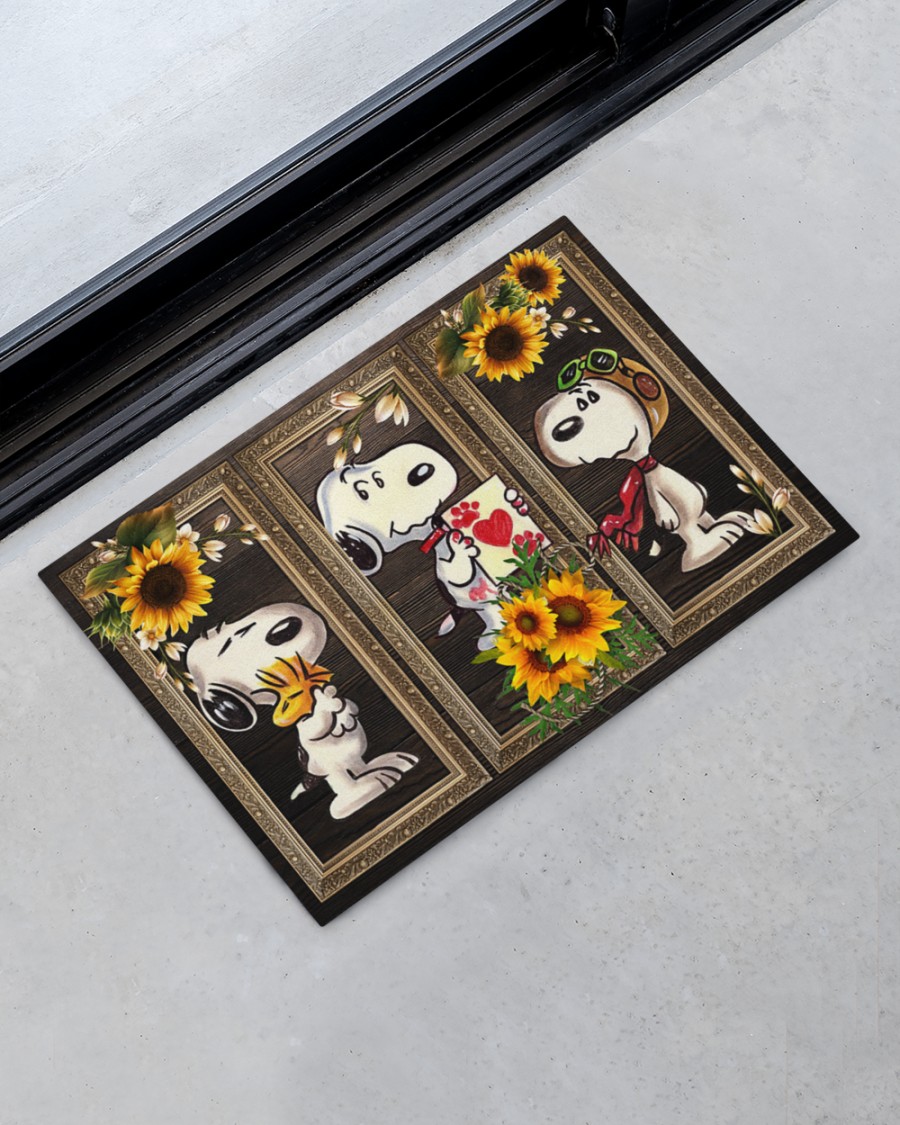 Snoopy and woodstock picture frame doormat 3