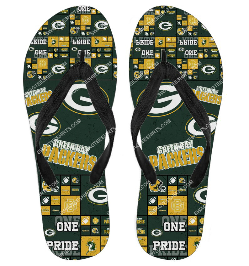 the green bay packers team all over print flip flops 2