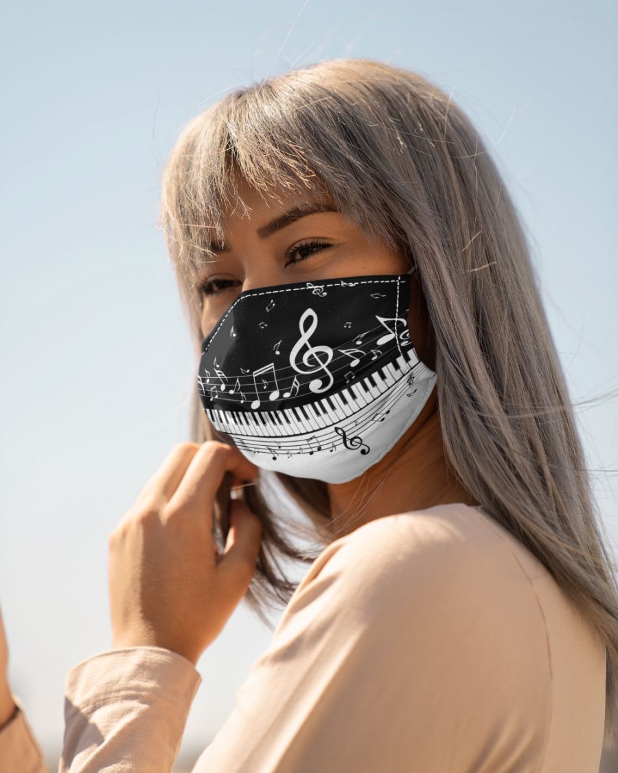 Piano and music notes face mask 3