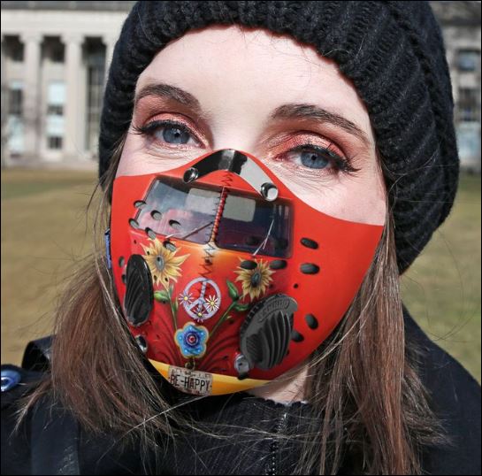 Hippie car be happy filter activated carbon face mask