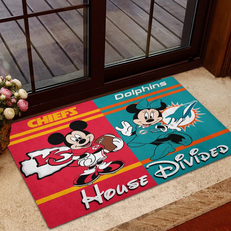 NFL Mickey And Minnie Teams House Divided Doormat