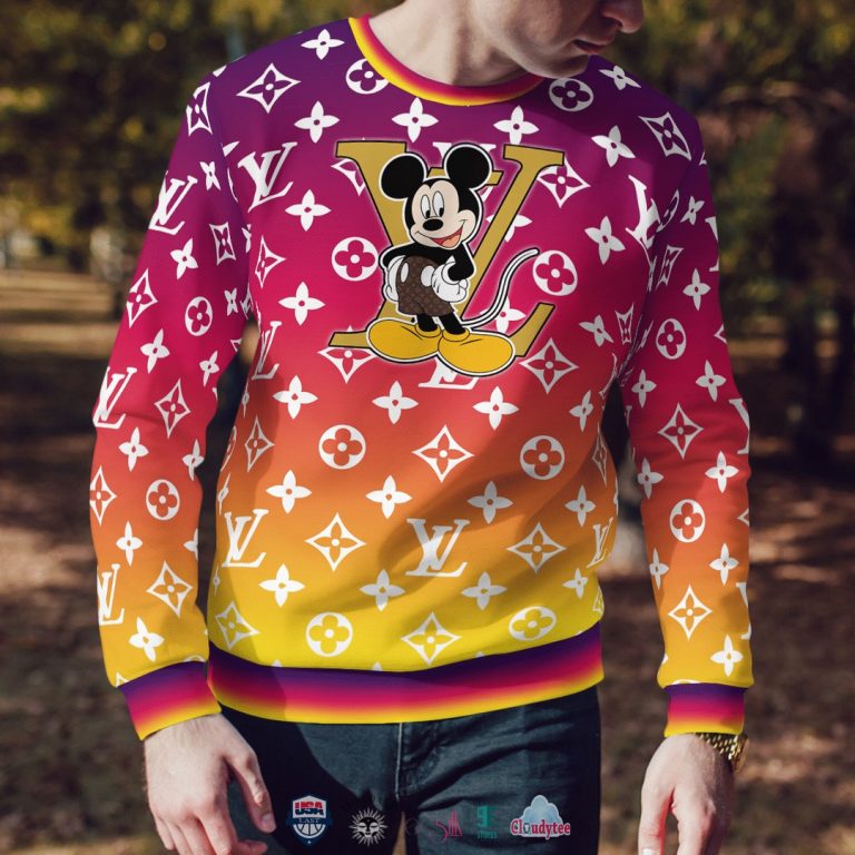 5MAmMLqw-T160422-034xxxLouis-Vuitton-Mickey-Mouse-Gradient-3D-Ugly-Sweater-3.jpg