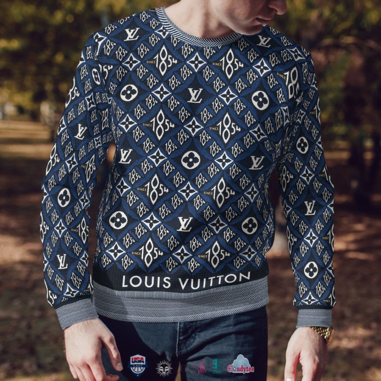 ekId9vSR-T160422-039xxxLouis-Vuitton-Logo-Pattern-3D-Ugly-Sweater-3.jpg