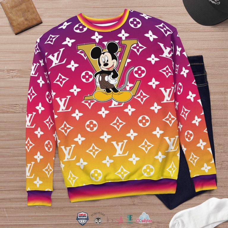 j4jjCmoY-T160422-034xxxLouis-Vuitton-Mickey-Mouse-Gradient-3D-Ugly-Sweater-1.jpg
