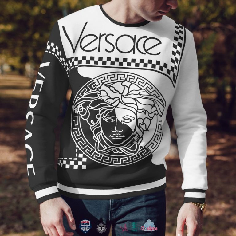 lGJEEwf8-T160422-017xxxVersace-Black-And-White-3D-Ugly-Sweater-3.jpg