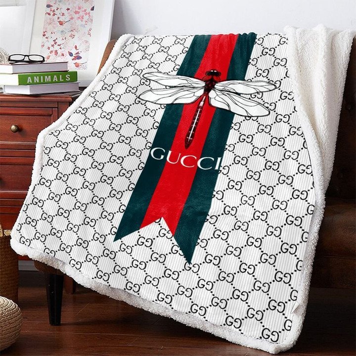 Gucci Dragonfly WhiteLimited Editition Fleece Blankets 011 – Usalast