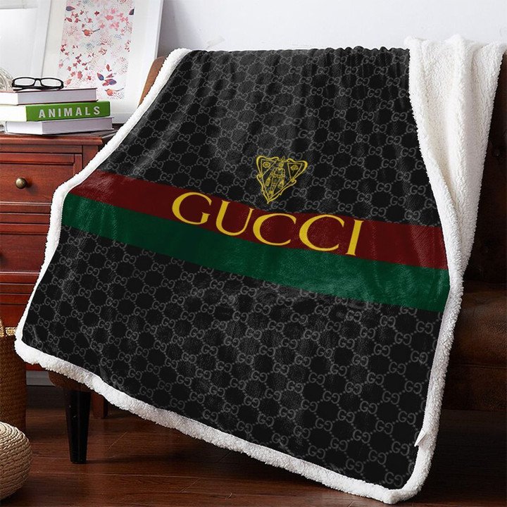 Gucci Logo Limited Editition Fleece Blankets 019 – Usalast