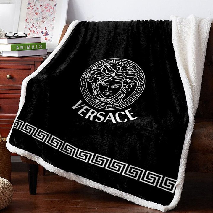 Versace Limited Editition Fleece Blankets 046 – Usalast