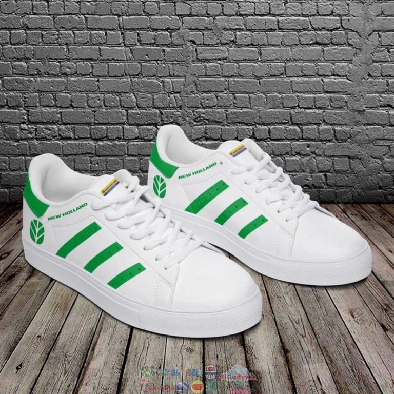 2BfmFzyA-TH190822-36xxxNew-Holland-Agriculture-Green-Stripes-Stan-Smith-Low-Top-Shoes.jpg