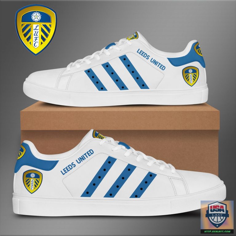 BRLHaN6c-T160822-76xxxLeeds-United-Football-Club-Stan-Smith-Shoes-2022-1.jpg