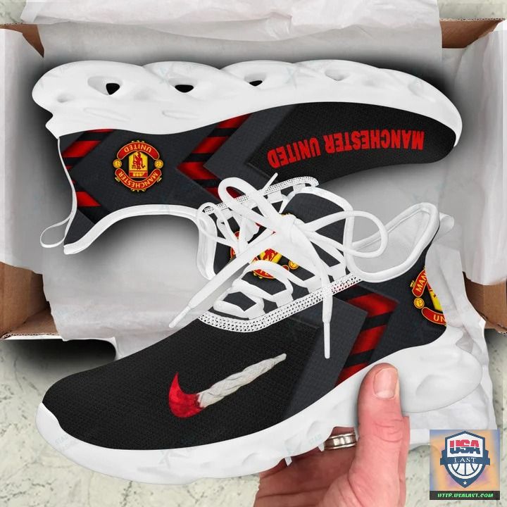 J5wOy0uP-T270822-14xxxManchester-United-F.C-Just-Do-It-Max-Soul-Shoes-1.jpg