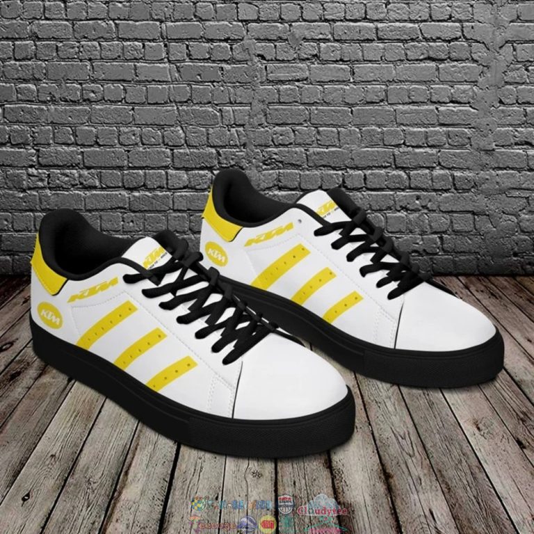 YkcmHeXg-TH180822-55xxxKTM-Yellow-Stripes-Stan-Smith-Low-Top-Shoes.jpg