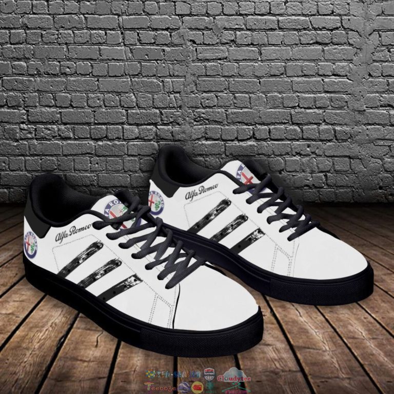 dA0HS0SQ-TH290822-59xxxAlfa-Romeo-Black-Stripes-Style-1-Stan-Smith-Low-Top-Shoes1.jpg