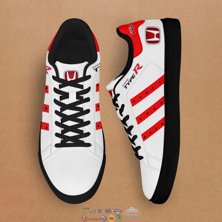 gXjQRl0i-TH270822-47xxxHonda-Civic-Type-R-Red-Stripes-Stan-Smith-Low-Top-Shoes1.jpg