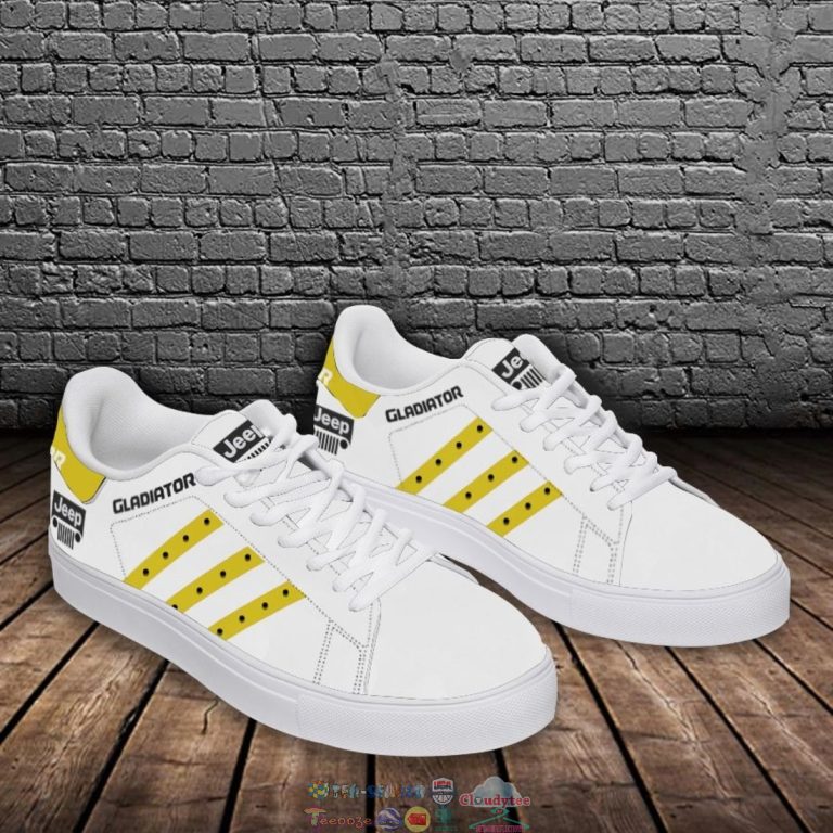 sXQqWPaJ-TH260822-26xxxJeep-Gladiator-Yellow-Stripes-Stan-Smith-Low-Top-Shoes.jpg