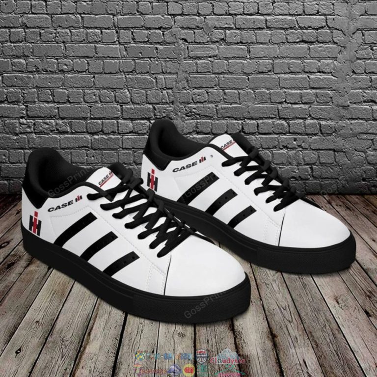 xXjunMFL-TH220822-02xxxCase-IH-Black-Stripes-Stan-Smith-Low-Top-Shoes1.jpg