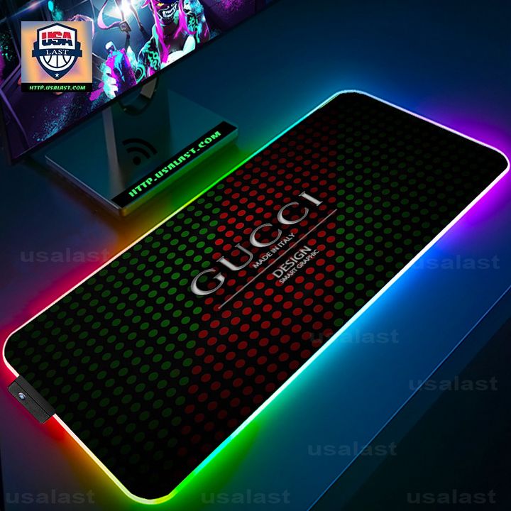 gucci-smart-graphic-led-mouse-pad-1-phoXw.jpg
