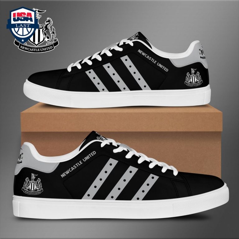 newcastle-united-fc-grey-stripes-stan-smith-low-top-shoes-4-AU23y.jpg