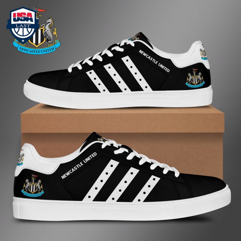 newcastle-united-fc-white-stripes-style-2-stan-smith-low-top-shoes-2-XRFcz.jpg