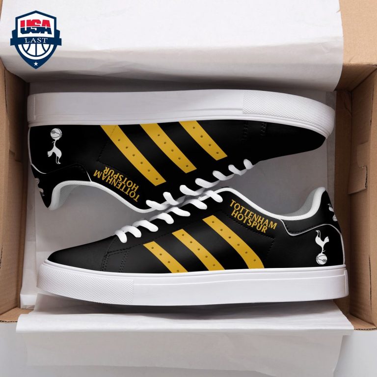 tottenham-hotspur-fc-yellow-stripes-style-1-stan-smith-low-top-shoes-2-wAtuo.jpg