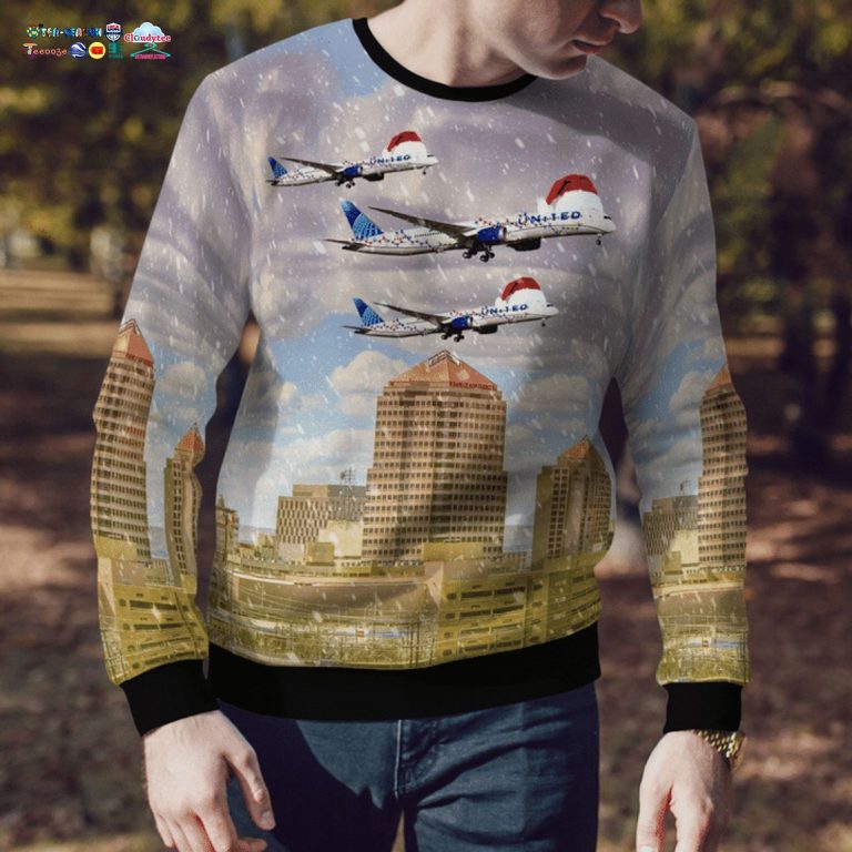 United Airlines Boeing 787 Dreamliner 3D Christmas Sweater - Generous look