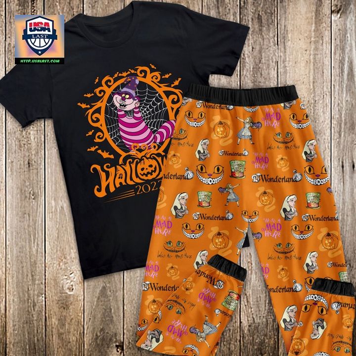 Happy Halloween Cheshire Cat Pajamas Set - Such a scenic view ,looks great.